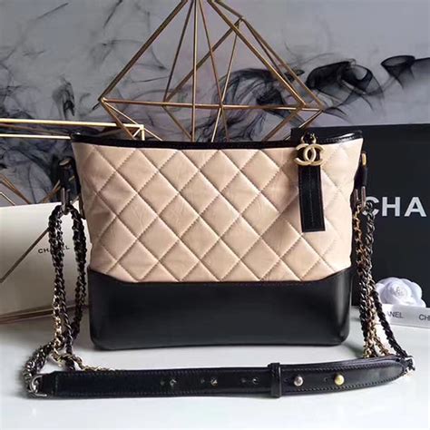 Chanel gabrielle hobo review